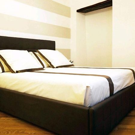 Ventuno - Modern Apartment - Country & Lake Ловере Екстер'єр фото
