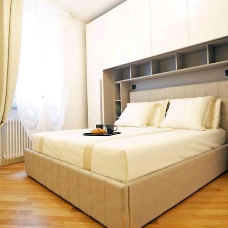 Ventuno - Modern Apartment - Country & Lake Ловере Екстер'єр фото